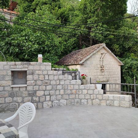 Apartment Rosic Пераст Екстериор снимка