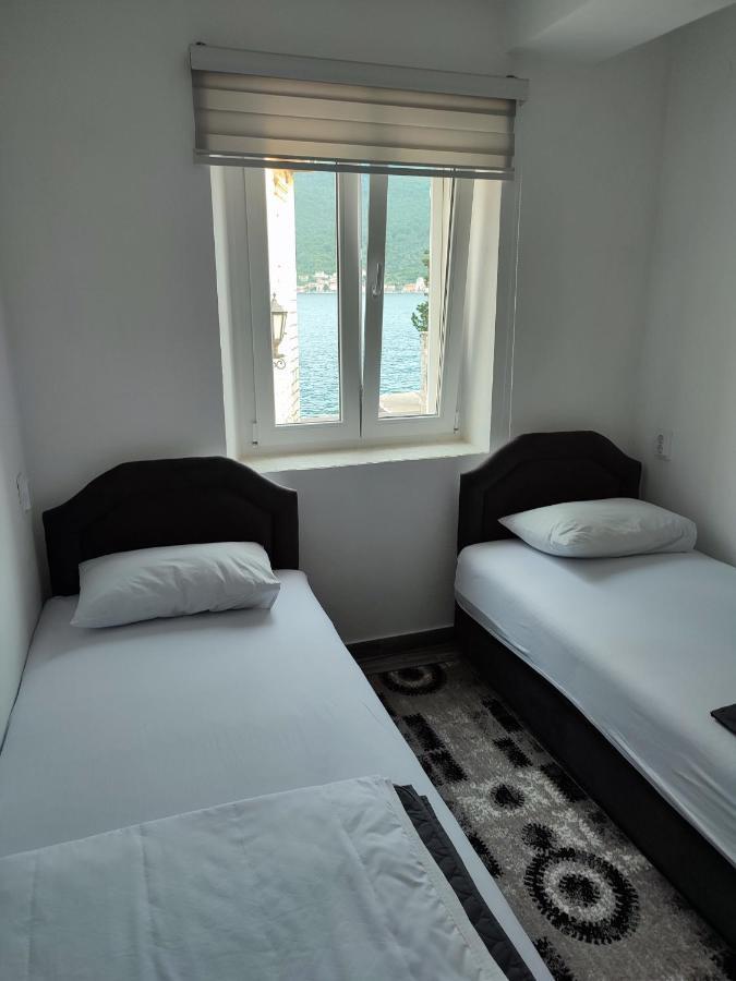 Apartment Rosic Пераст Екстериор снимка