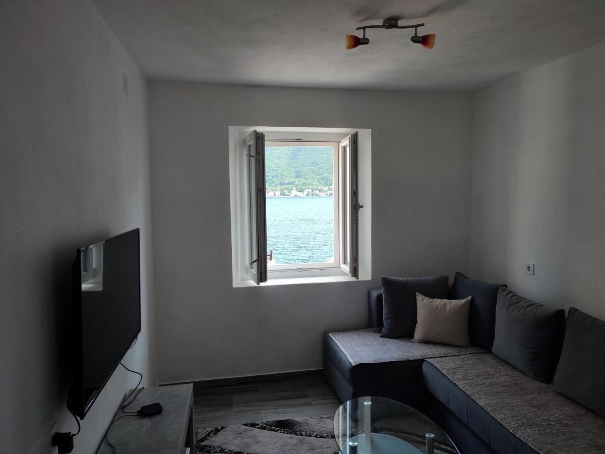 Apartment Rosic Пераст Екстериор снимка